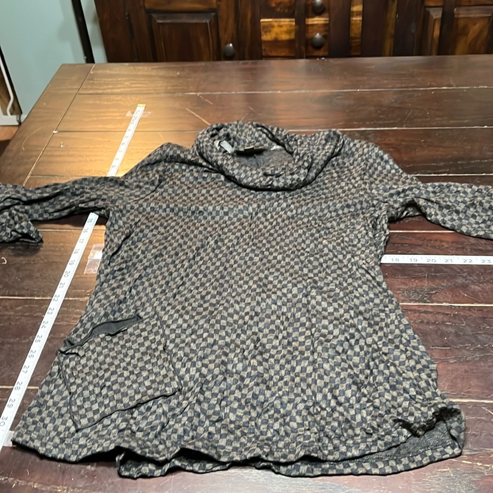 women’s top